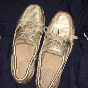 Metallic Sperry’s
